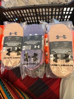 Under Armour No-Show Socks Bundle - (3-Packs of 6 pairs) Total of 18 pairs